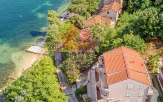 Prcanj: Great Apartment Opportunity! HMN0007521