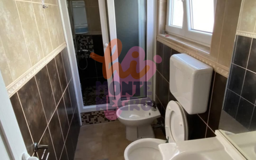 Tivat, Marići: Spacious Apartment with Great Investment Potential! – MRV0005234